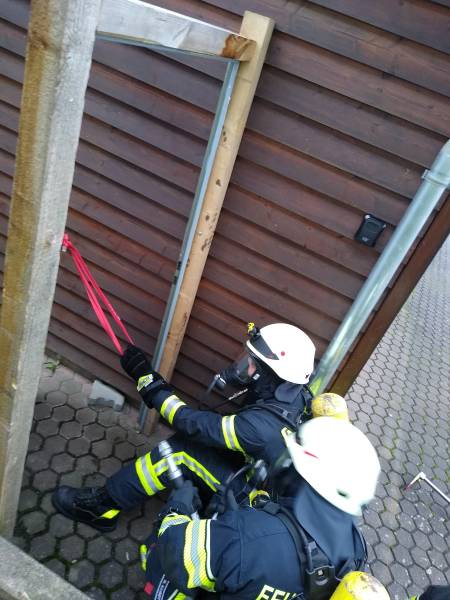 Einsatzbericht Atemschutzübung für Nachzügler der Nieder-Kainsbacher Feuerwehr